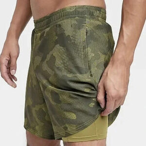 All in Motion Camo Green XL Men's Sport Shorts 8.25" -